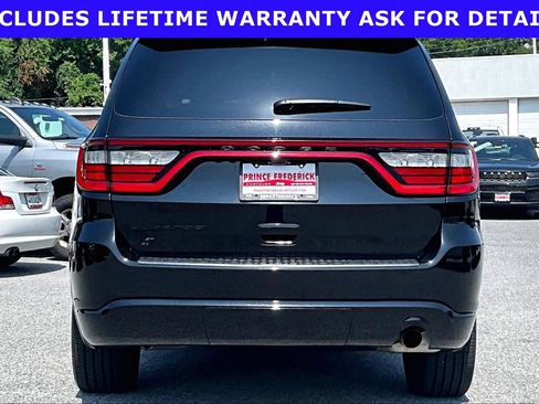 Used 2024 Dodge Durango SXT w/ SXT Blacktop Group AWD/4WD image 4