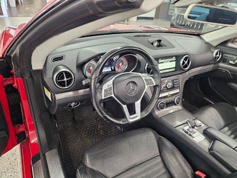 Used 2013 Mercedes-Benz SL 550 image 14