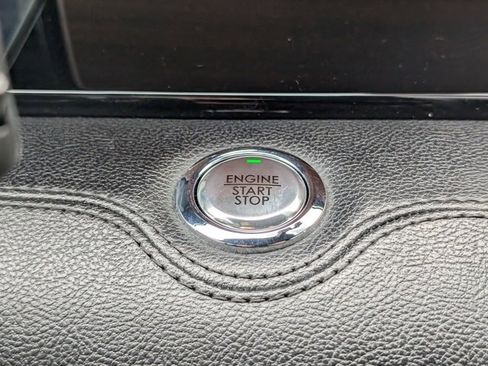 Used 2018 Lincoln Navigator Reserve w/ Technology Package image 14