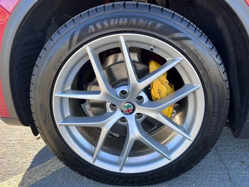 Used 2019 Alfa Romeo Stelvio Ti Sport w/ Quick Order Package 22S Sport image 9