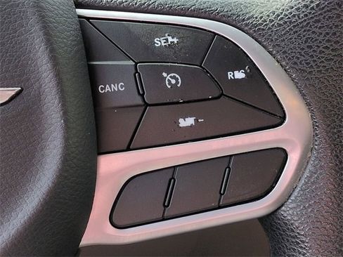 Certified 2021 Chrysler Voyager Lxi image 26