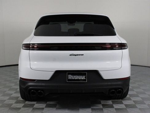 New 2026 Porsche Cayenne E-Hybrid image 6