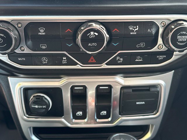 Used 2022 Jeep Wrangler Sport AWD/4WD image 26