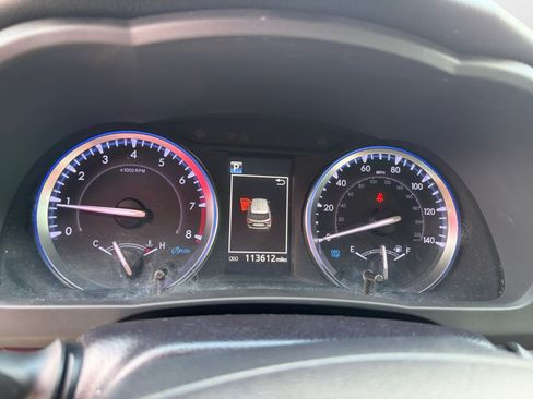 Used 2019 Toyota Highlander Limited Platinum AWD/4WD image 11