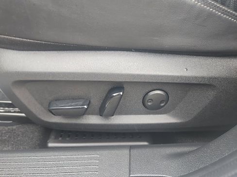 Used 2023 Nissan Rogue Platinum w/ Platinum Premium Package image 10