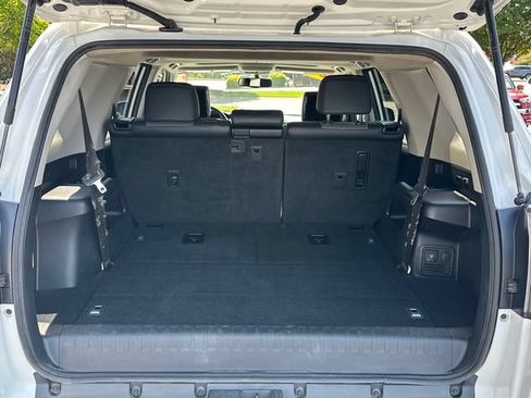 Used 2019 Toyota 4Runner SR5 Premium AWD/4WD image 5