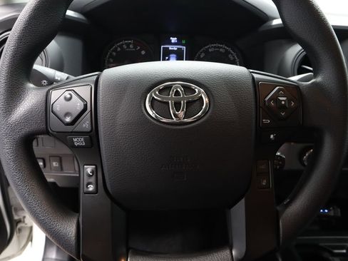 Used 2023 Toyota Tacoma SR AWD/4WD image 31
