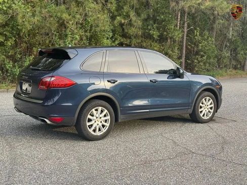 Used 2012 Porsche Cayenne S image 9