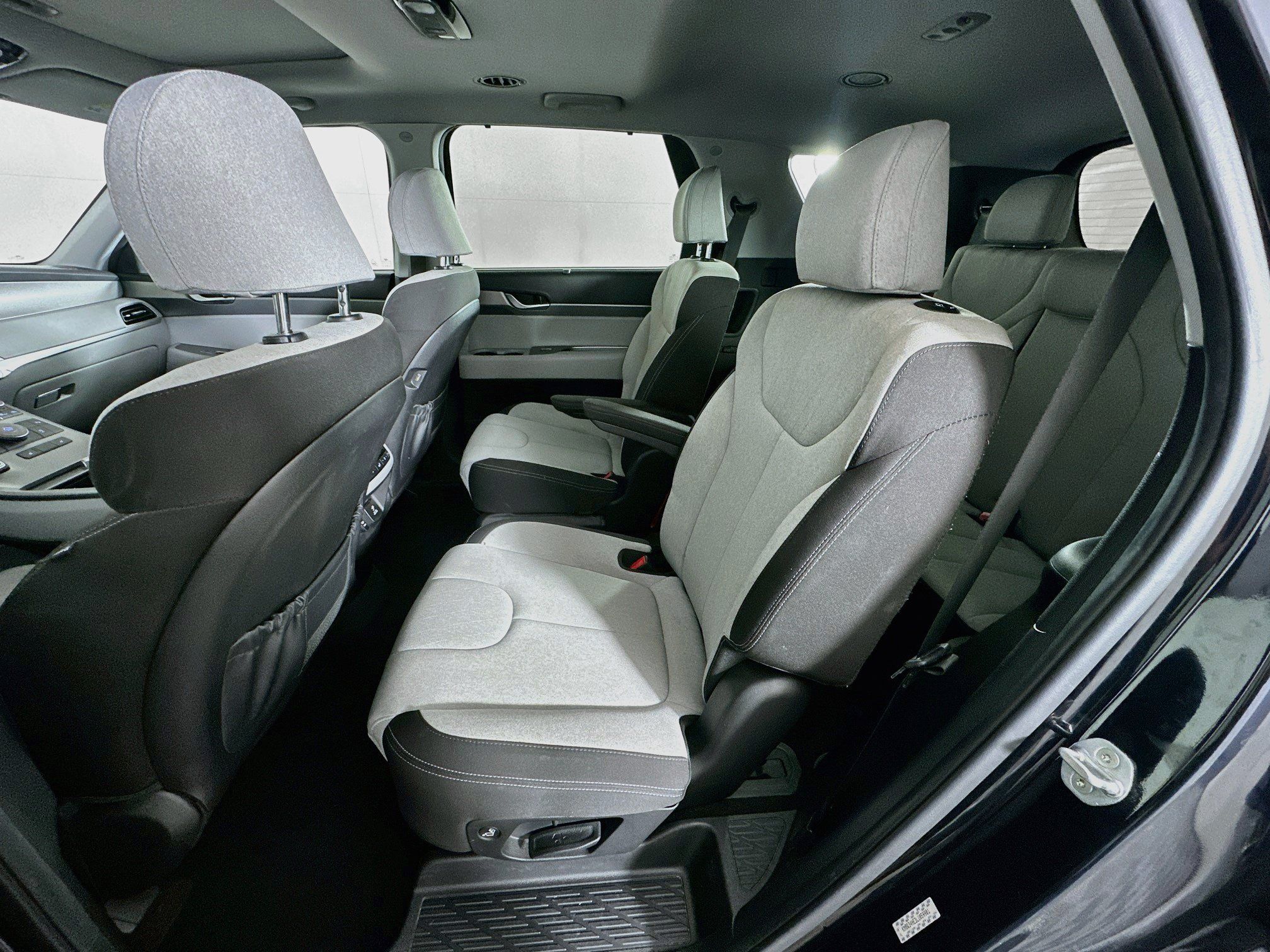 Used 2020 Hyundai Palisade SEL w/ Convenience Package FWD image 28