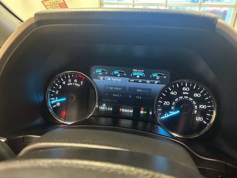 Used 2020 Ford F150 Lariat w/ Equipment Group 502A Luxury AWD/4WD image 33