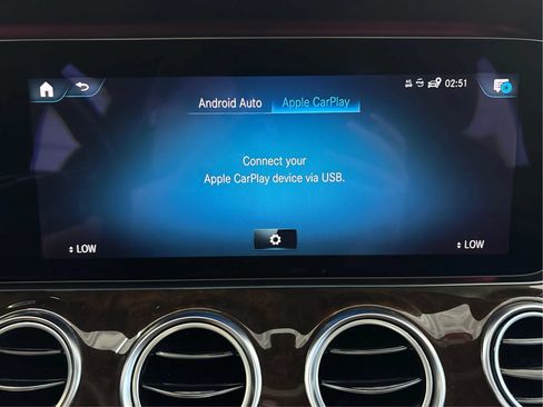 Used 2021 Mercedes-Benz E 350 4MATIC Sedan image 44