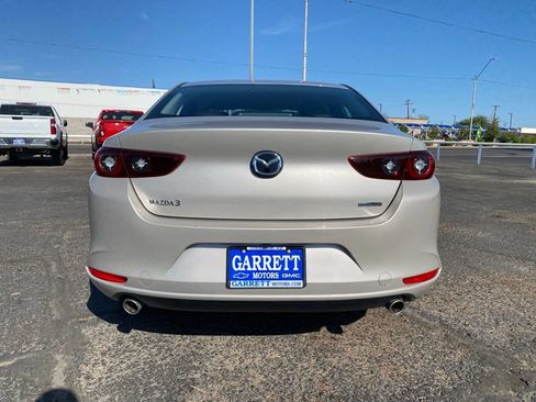 Used 2024 MAZDA MAZDA3 s FWD image 13