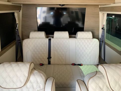 Used 2022 Mercedes-Benz Sprinter 3500 image 33