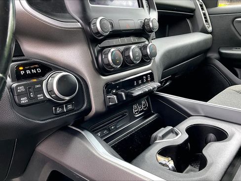 Used 2019 RAM 1500 Big Horn AWD/4WD image 35