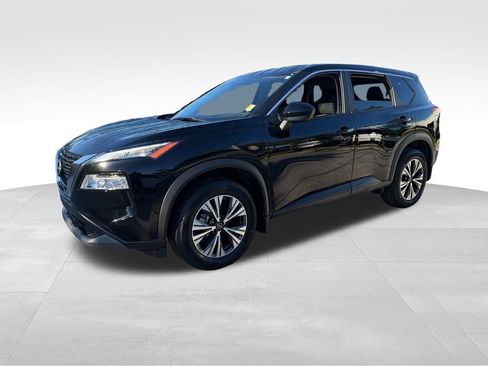 Used 2023 Nissan Rogue SV FWD image 3