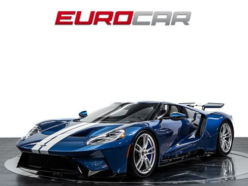 Used 2022 Ford GT RWD image 1