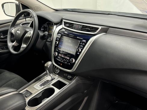 Used 2018 Nissan Murano SV w/ Premium Package AWD/4WD image 20