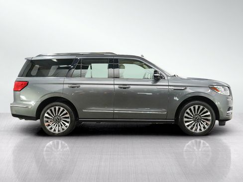 Used 2021 Lincoln Navigator Reserve w/ Luxury Package AWD/4WD image 6