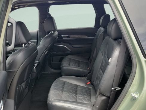 Used 2023 Kia Telluride SX X-Pro AWD/4WD image 10
