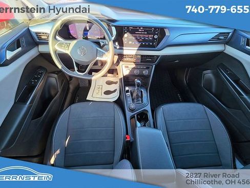 Used 2022 Volkswagen Taos SE image 12