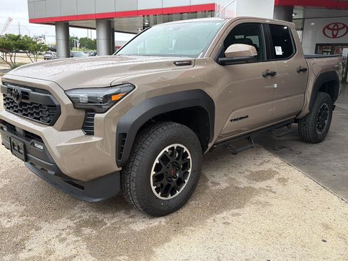 New 2026 Toyota Tacoma TRD Off-Road image 3