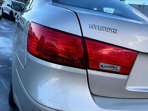 Used 2010 Hyundai Sonata GLS FWD image 32