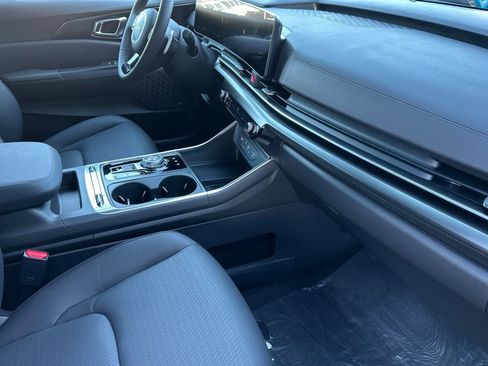 New 2026 Kia Carnival SX Prestige image 17