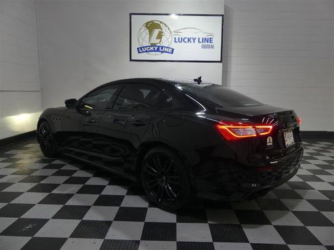 Used 2018 Maserati Ghibli S Q4 image 11