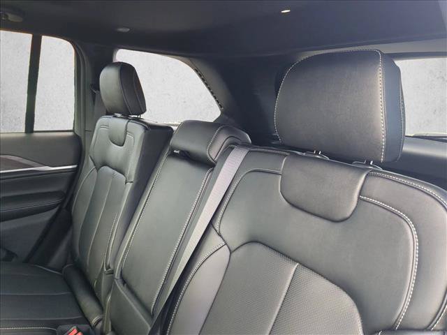 New 2026 Jeep Grand Cherokee Limited AWD/4WD image 16