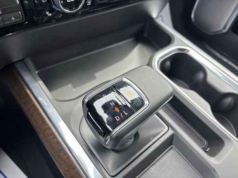 New 2026 Chevrolet Silverado 1500 High Country w/ High Country Premium Package AWD/4WD image 22