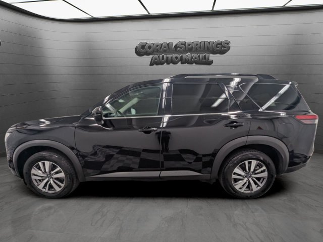 Certified 2026 Nissan Pathfinder SL FWD image 4