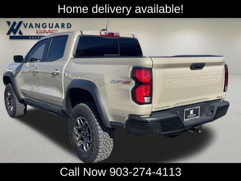Used 2023 Chevrolet Colorado ZR2 w/ ZR2 Convenience Package III image 3