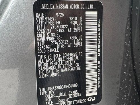 New 2026 INFINITI QX80 4WD w/ Sport Exterior Package image 17