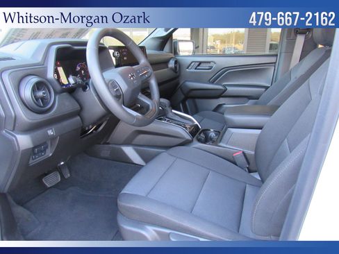 Used 2025 Chevrolet Colorado Trail Boss image 24