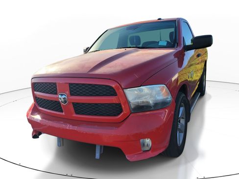Used 2013 RAM 1500 Express RWD image 3