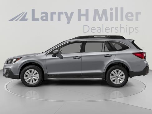 Used 2019 Subaru Outback 2.5i Premium AWD/4WD image 3