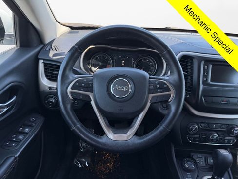 Used 2014 Jeep Cherokee Latitude w/ Comfort/Convenience Group AWD/4WD image 12
