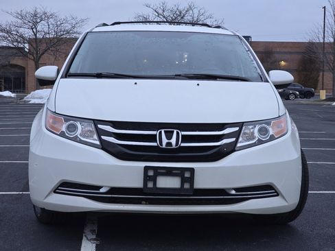 Used 2016 Honda Odyssey SE image 12