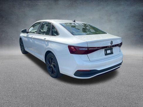New 2025 Volkswagen Jetta SE image 30