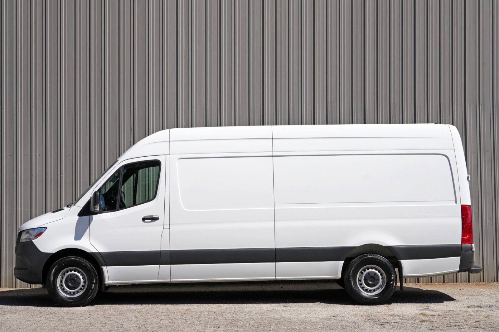 Used 2023 Mercedes-Benz Sprinter 2500 image 37