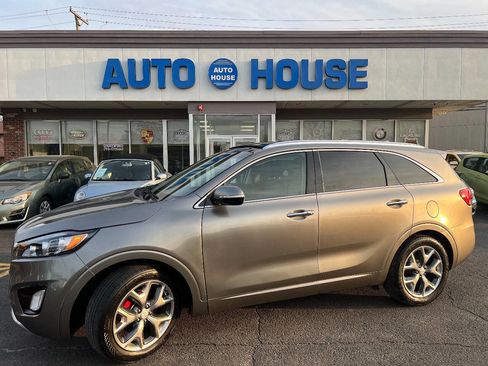 Used 2016 Kia Sorento SX image 1