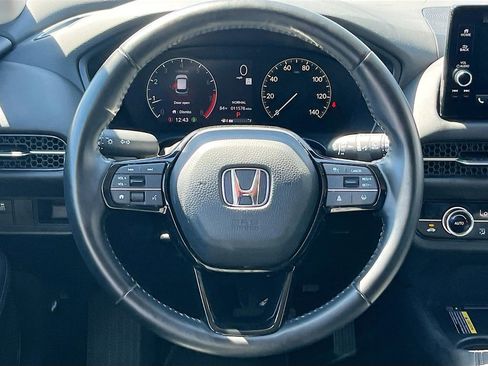 Used 2025 Honda HR-V EX-L image 11