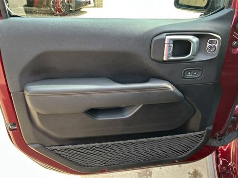 Used 2021 Jeep Gladiator Mojave image 15