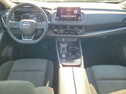 Certified 2026 Nissan Rogue SV image 17