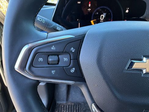 Used 2025 Chevrolet Trax LT w/ Driver Confidence Package image 26