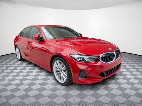 Used 2023 BMW 330i Sedan w/ Driving Assistance Package RWD image 7