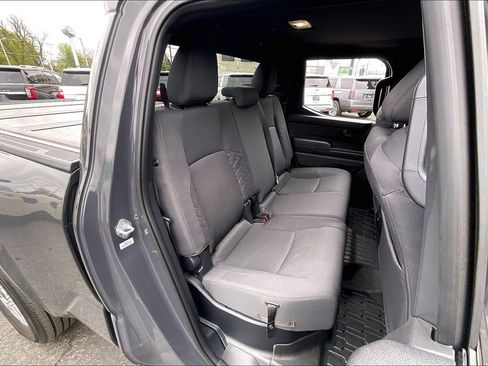 Used 2024 Toyota Tacoma SR5 AWD/4WD image 24