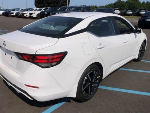 New 2025 Nissan Sentra SV image 10
