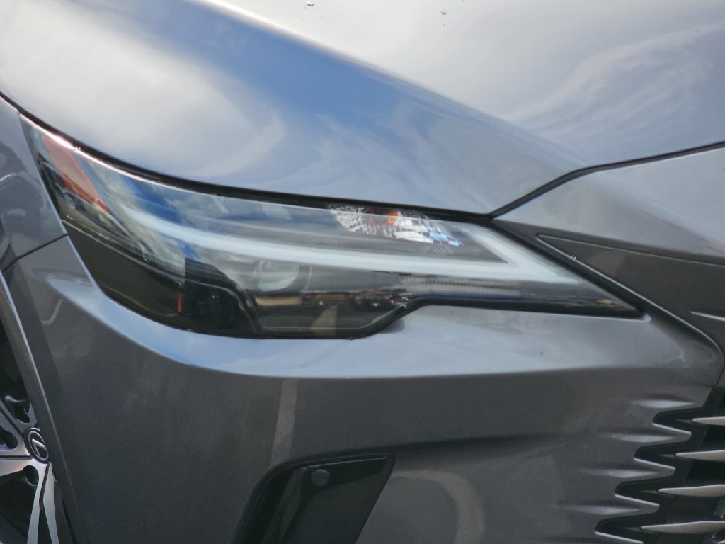 Used 2023 Lexus RX 350 w/ Cold Area Package AWD/4WD image 33
