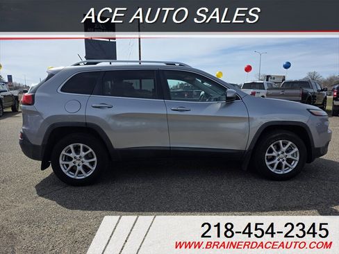Used 2014 Jeep Cherokee Latitude w/ Comfort/Convenience Group AWD/4WD image 6